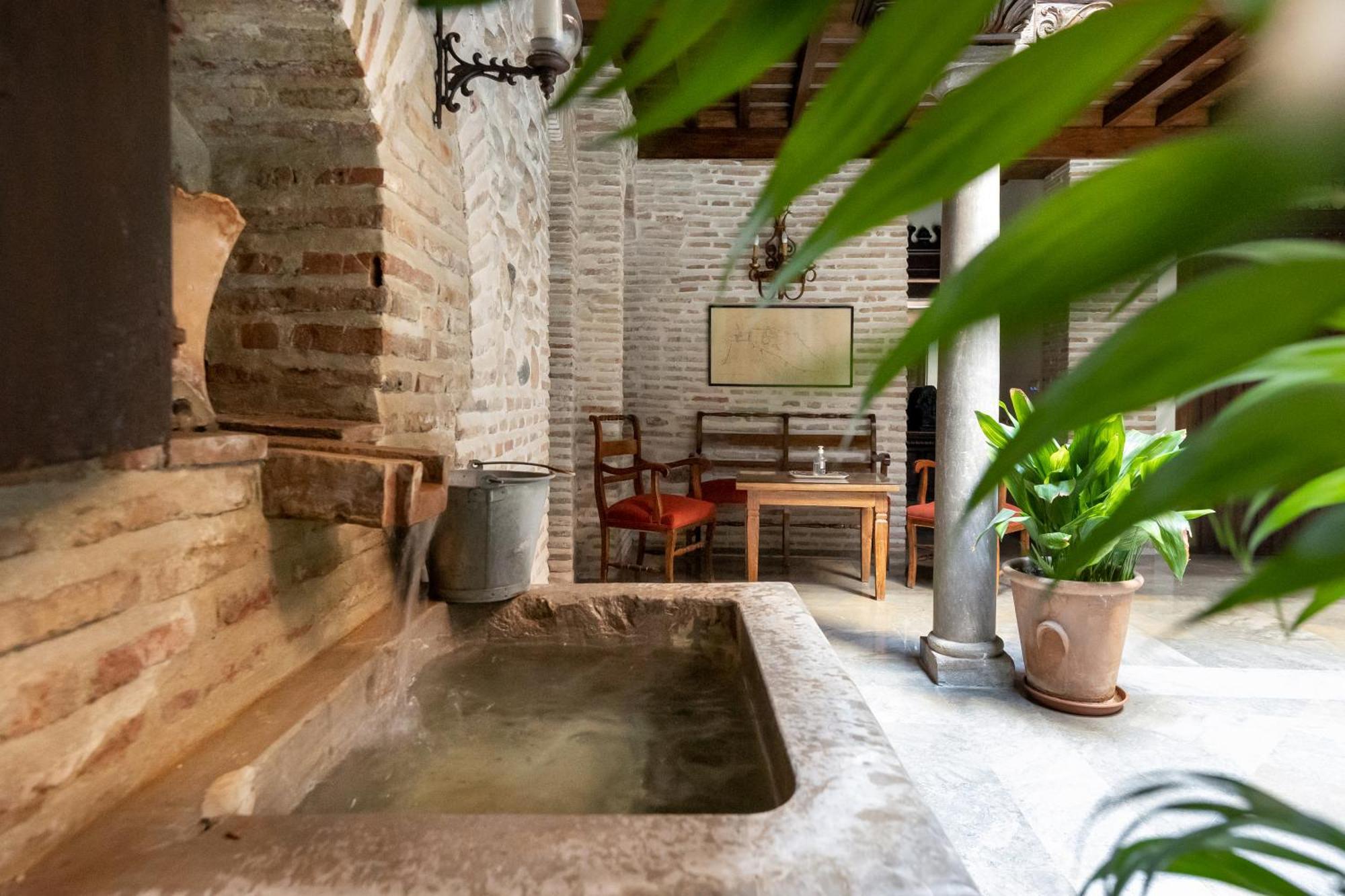 Apartamentos En Pleno Centro, Aljibe Rodrigo Del Campo 1C Granada Ngoại thất bức ảnh