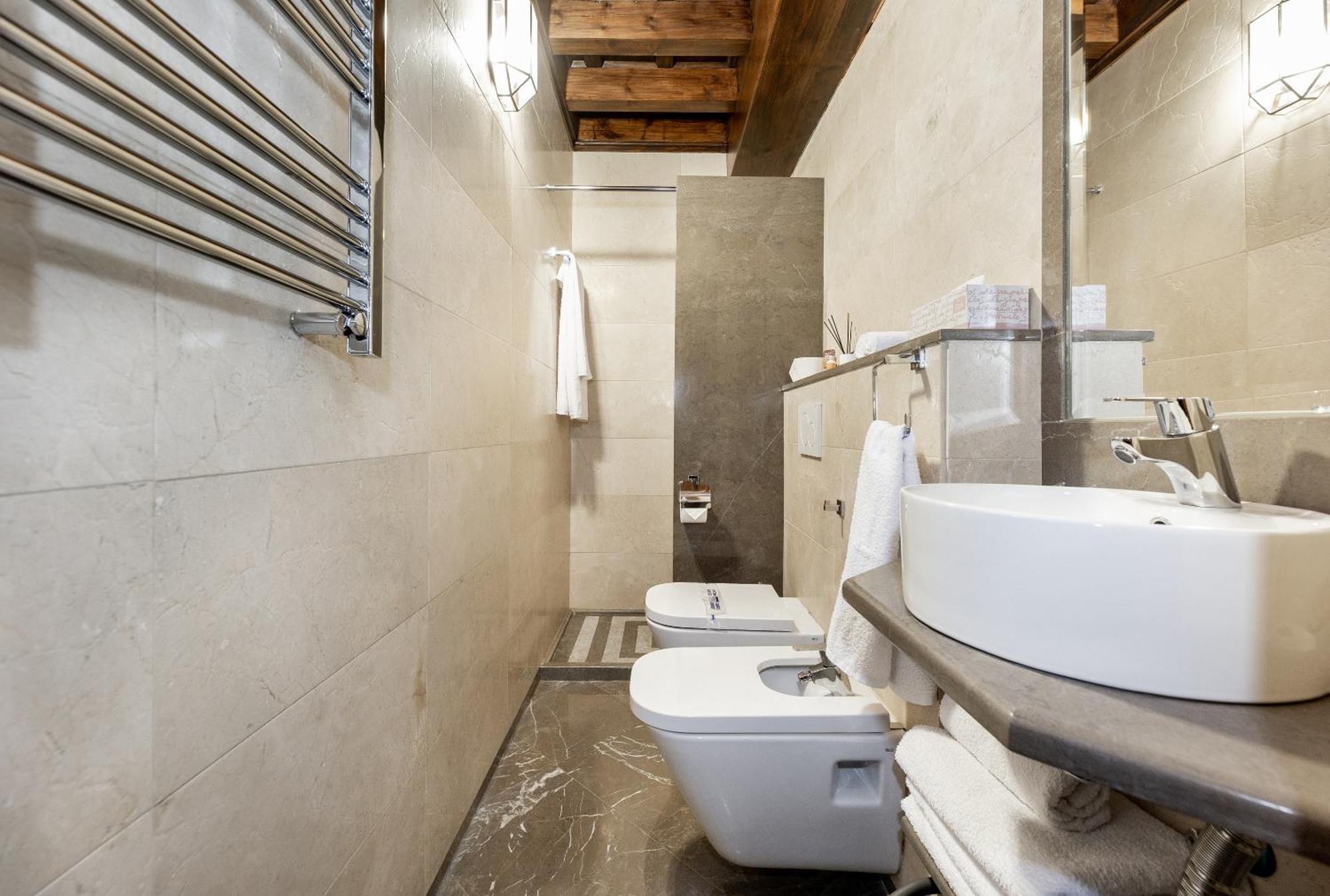 Apartamentos En Pleno Centro, Aljibe Rodrigo Del Campo 1C Granada Ngoại thất bức ảnh
