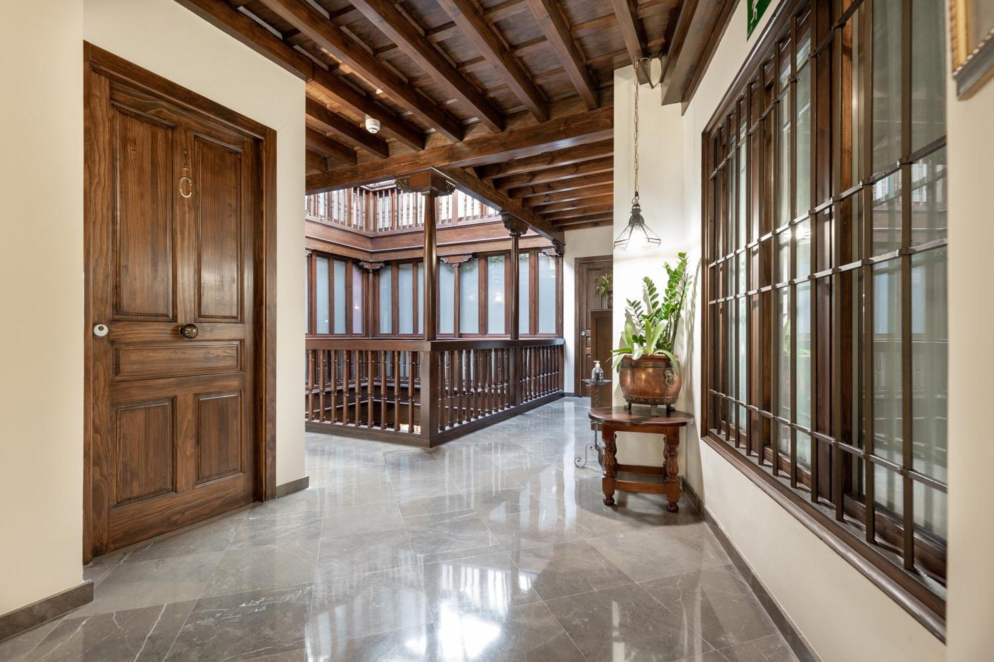 Apartamentos En Pleno Centro, Aljibe Rodrigo Del Campo 1C Granada Ngoại thất bức ảnh